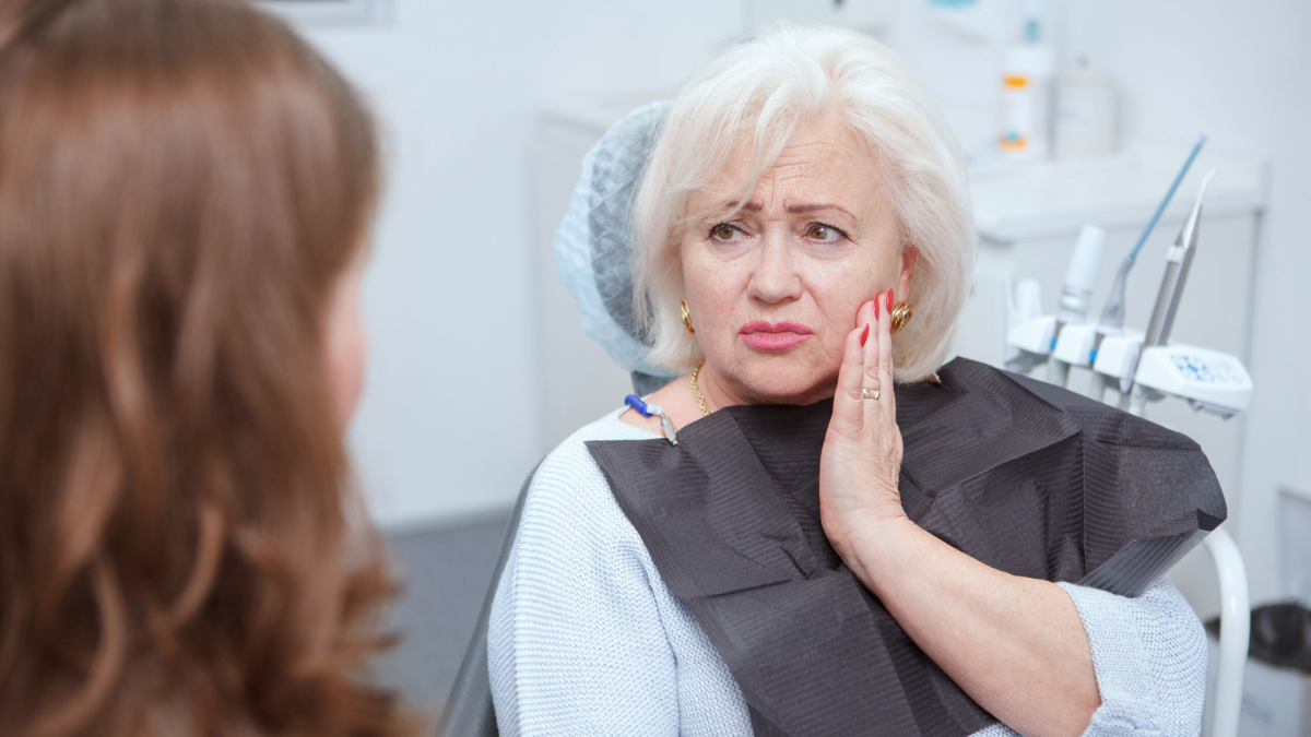 Dry Mouth (Xerostomia) Hurts the Elderly Learn How to Manage It